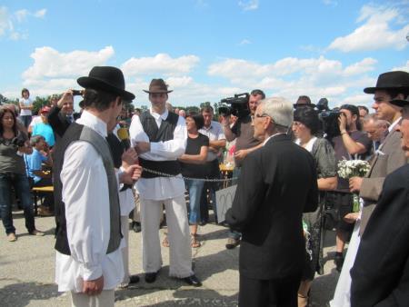 Prireditev ob vstopu Hrvaške v EU na mejnem prehodu Gibina 29